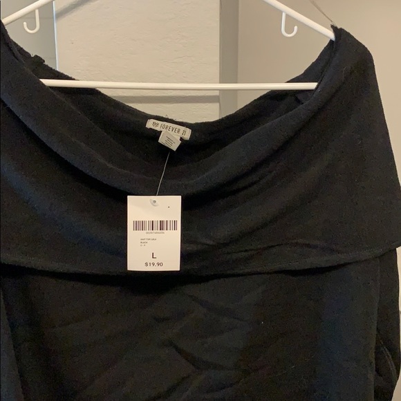 Pose black sweater - Picture 1 of 3